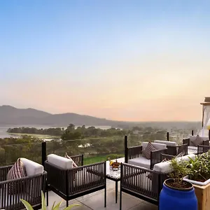 Hotel The Sierra - By The, Udaipur