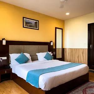 Hotel Royal Palm - A Budget In