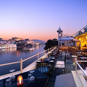 Hotel Sarovar - Facing Boutique On Pichola, Udaipur